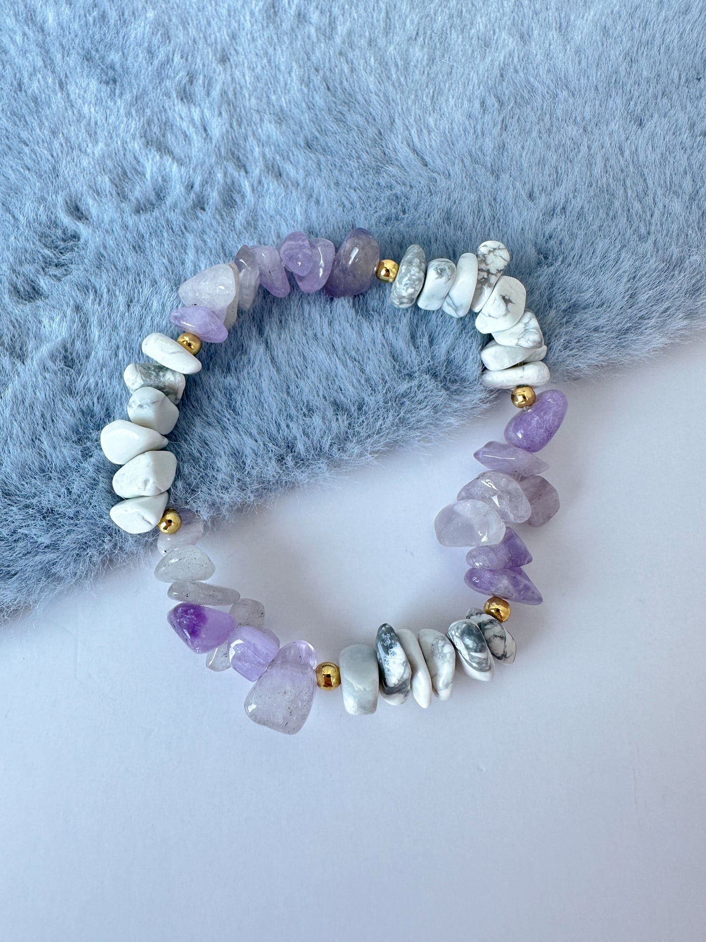 Calming Howlite