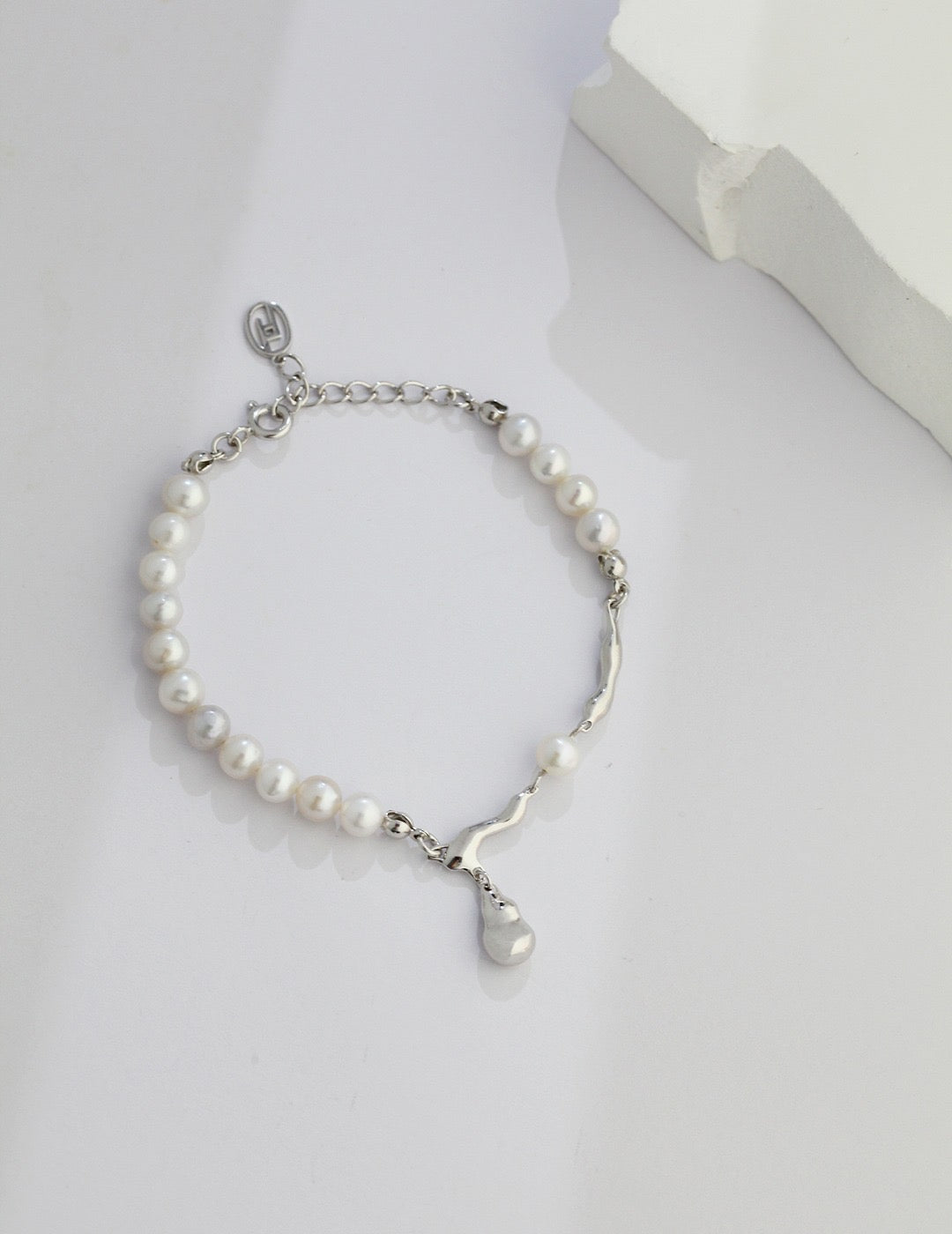 Pearl of Tears Bracelet